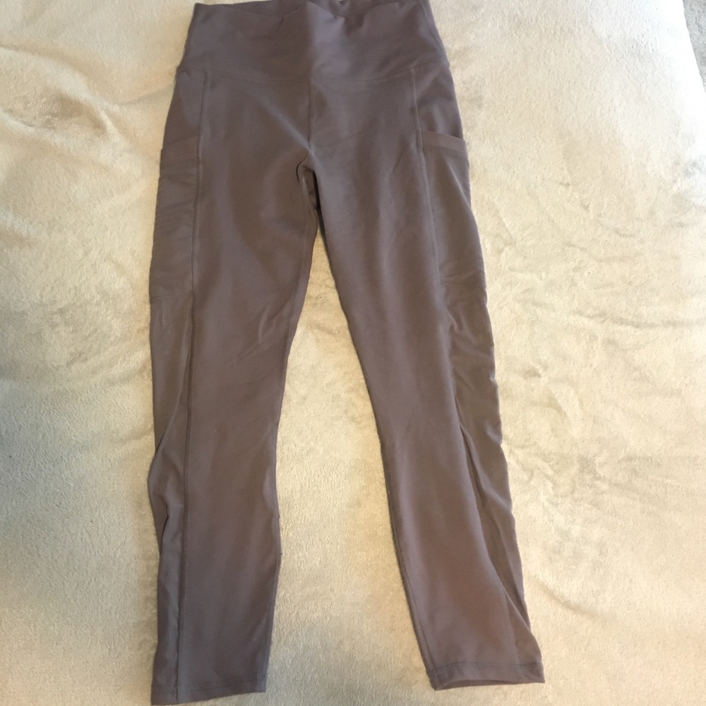 Fabletics high waisted mesh powerhold Capri